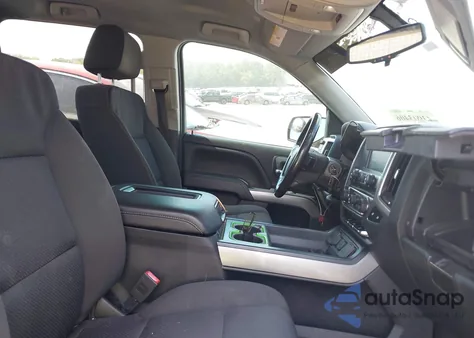 2018 Chevrolet Silverado 1500 2Lt z USA, uszkodzony, nr VIN 3GCUKREC8JG276023